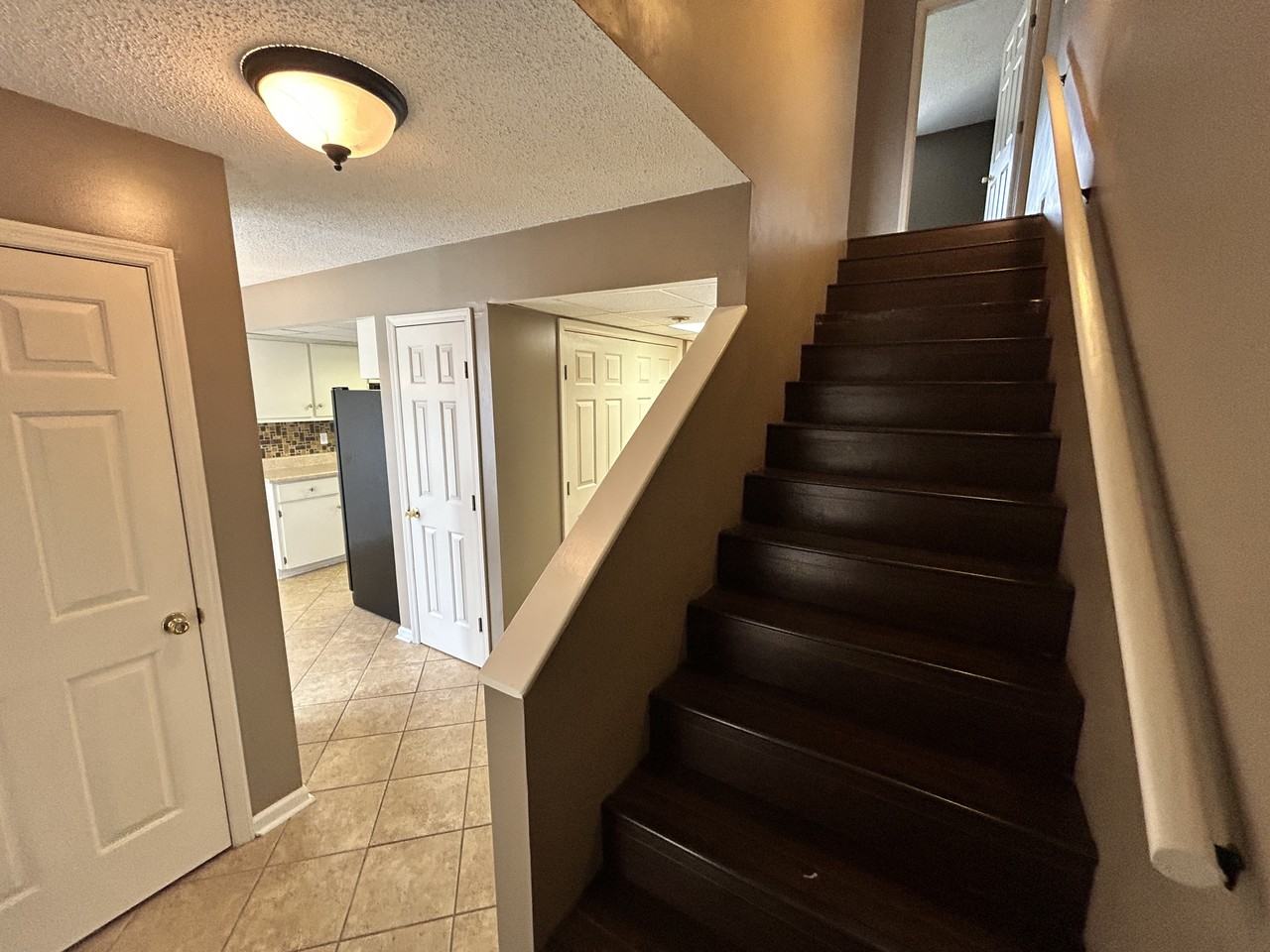 504 Short StreetUnit B #B - Photo 3 of 11