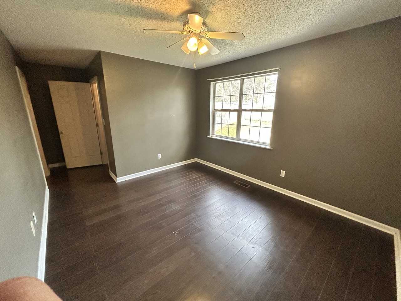 504 Short StreetUnit B #B - Photo 4 of 11