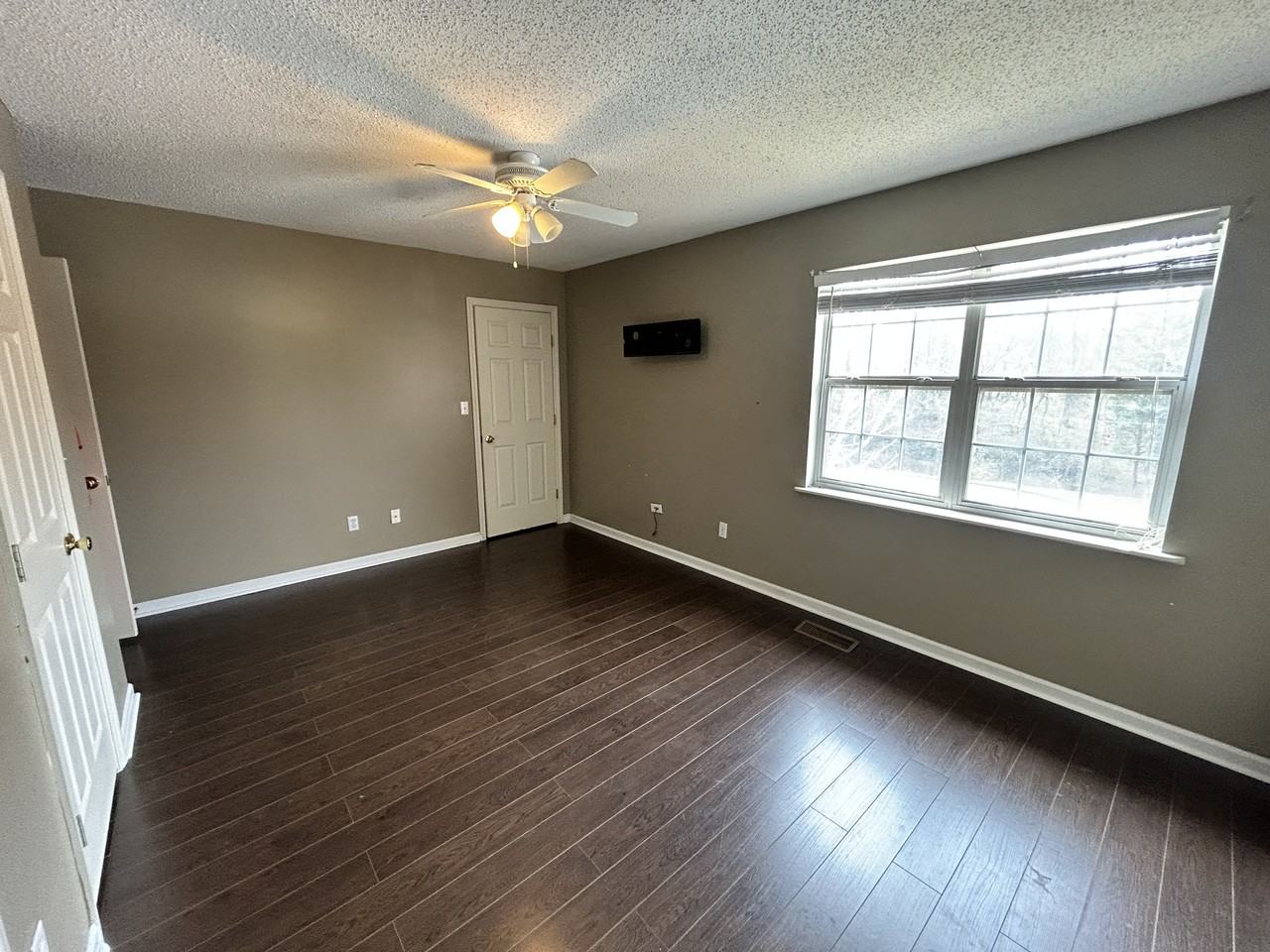 504 Short StreetUnit B #B - Photo 7 of 11