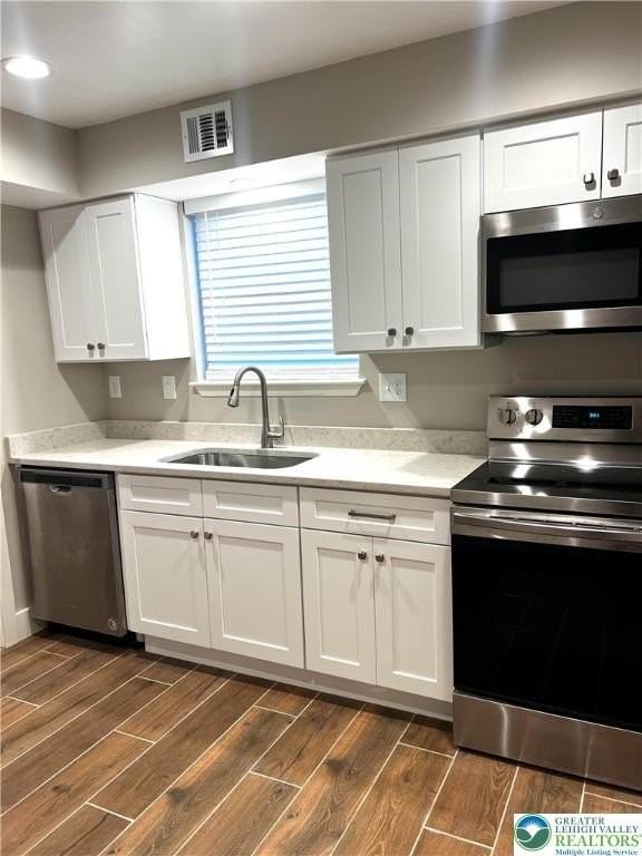 3009 Aronimink Pl - Photo 2 of 11