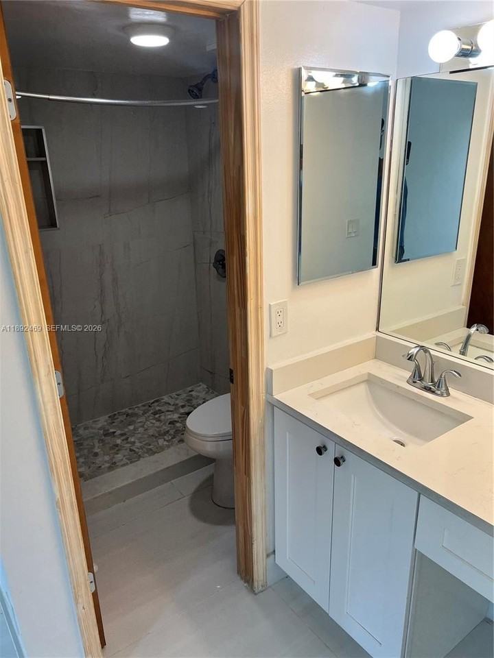 10181 Twin Lakes Dr #23B - Photo 3 of 18