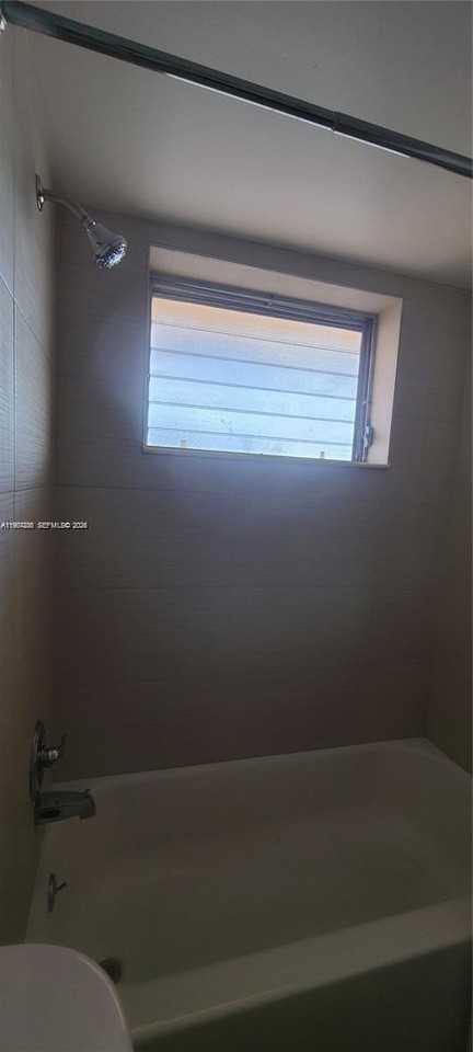 1540 Ne 191st St #207 - Photo 7 of 20