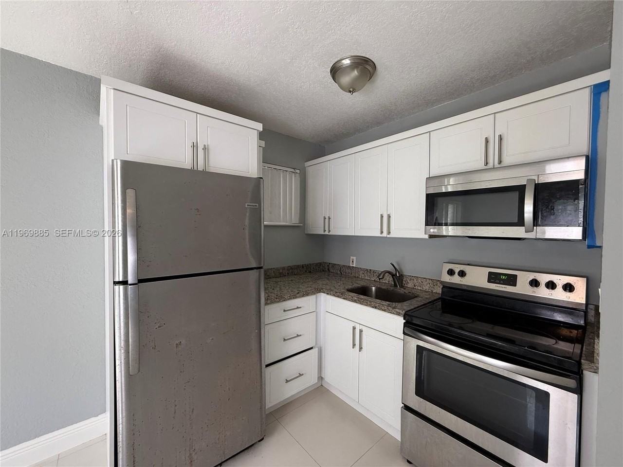 2401 Nw 82nd St #REAR - Photo 3 of 17