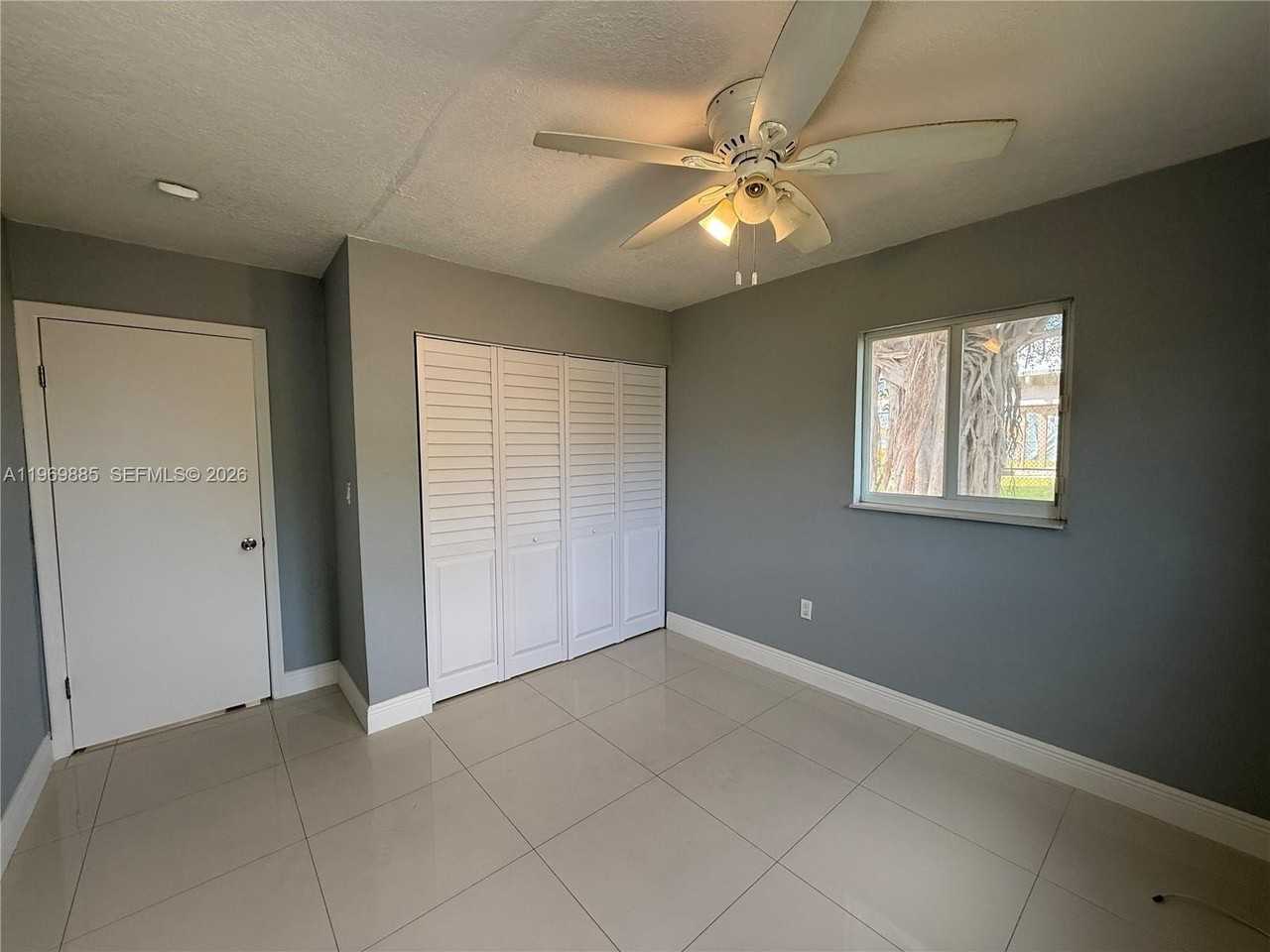 2401 Nw 82nd St #REAR - Photo 7 of 17