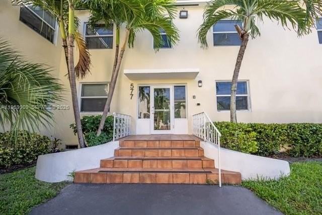 577 Ne 82nd St #14 - Photo 5 of 20