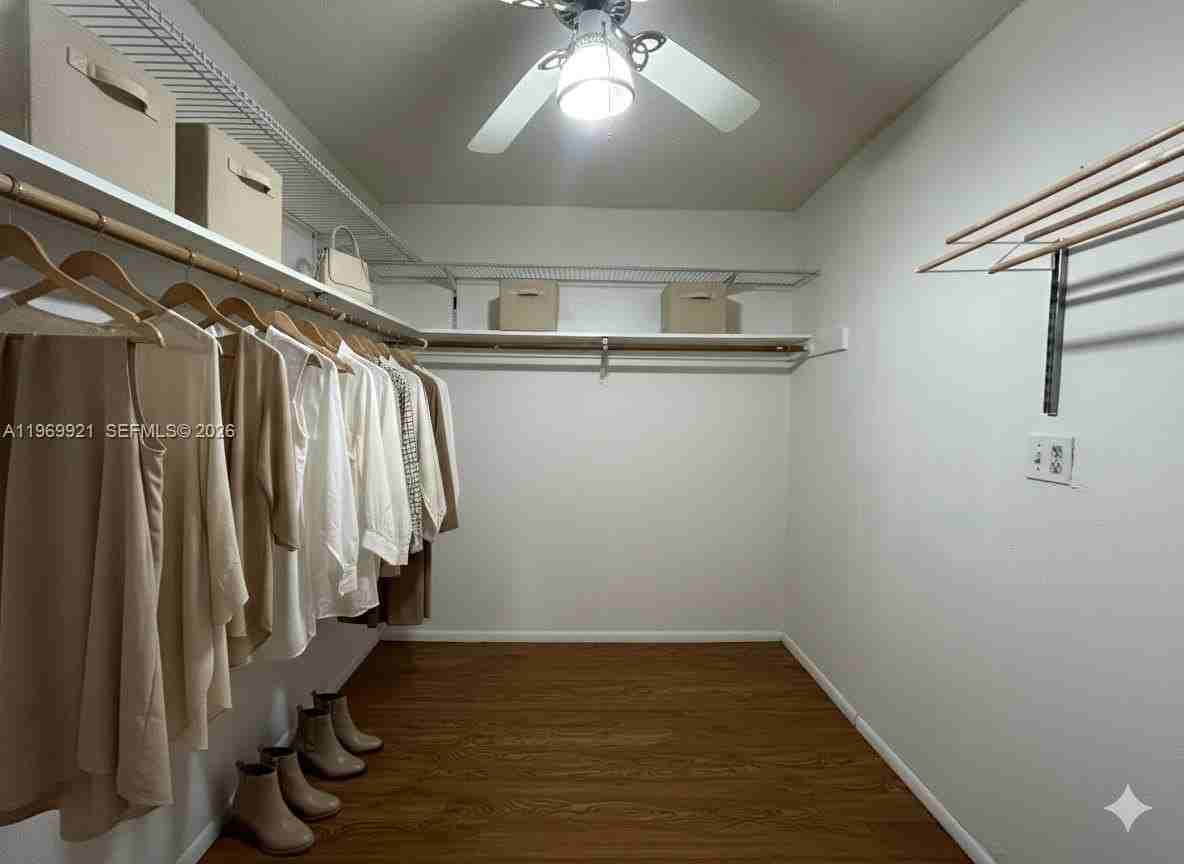 10511 Sw 108th Ave #281 - Photo 3 of 7