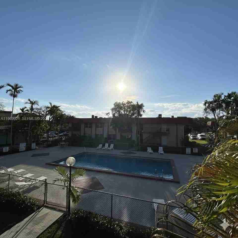 10511 Sw 108th Ave #281 - Photo 7 of 7