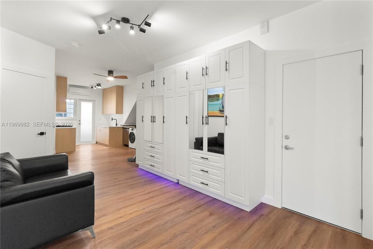 1009 Meridian Ave #14 - Photo 6 of 34