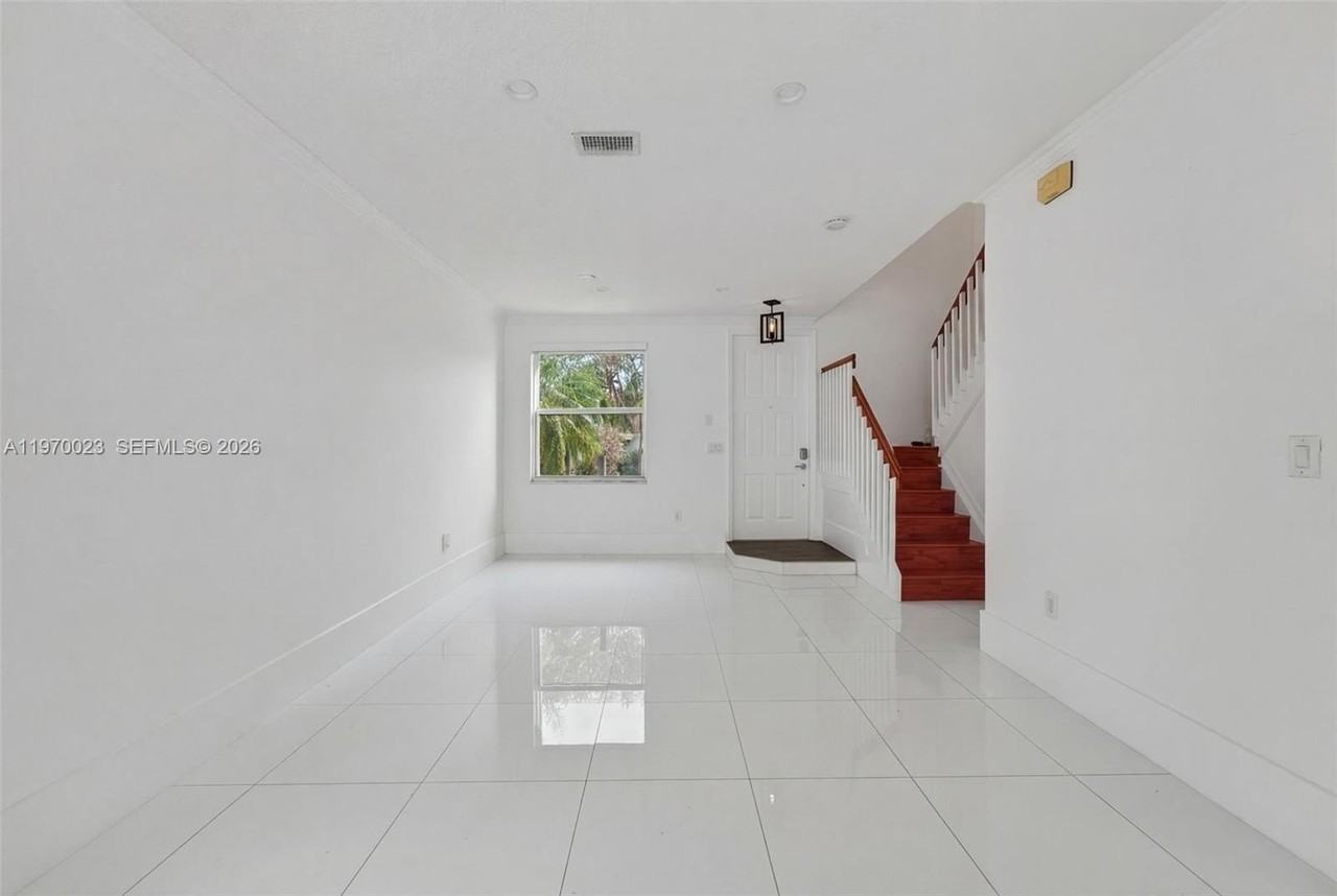 2302 Nw 161st Ter #0 - Photo 6 of 40