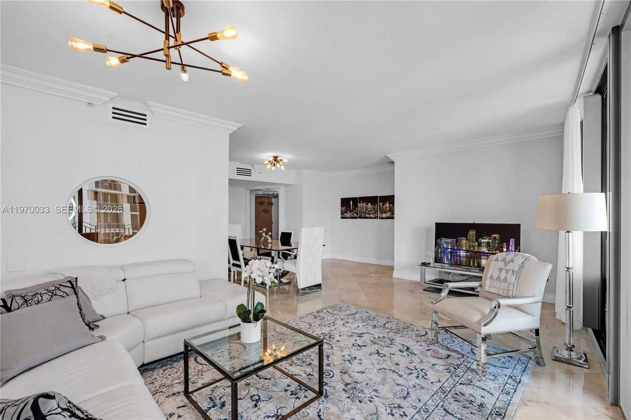 1500 Ocean Dr #704 - Photo 5 of 50