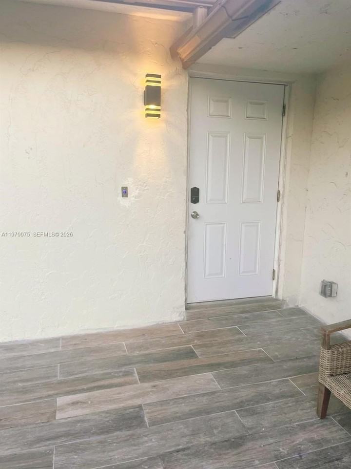 5900 Nw 20th St #0 - Photo 3 of 15