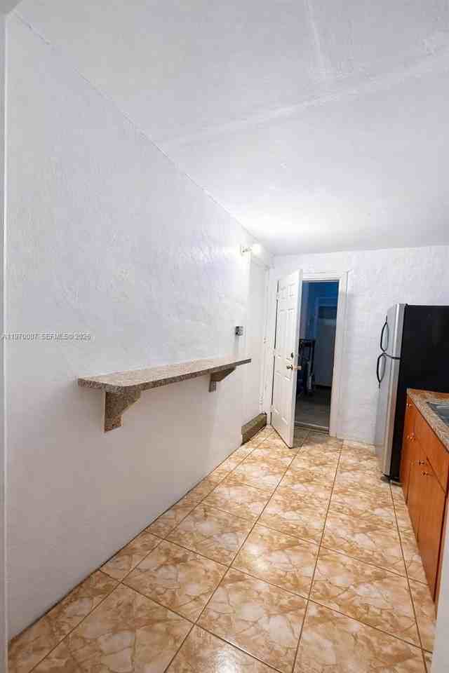 18010 Nw 8th Pl - Photo 5 of 8