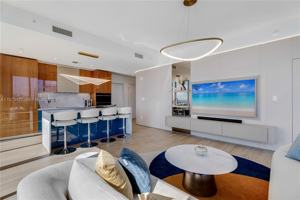 featured image of 2678 Tigertail Ave #1410