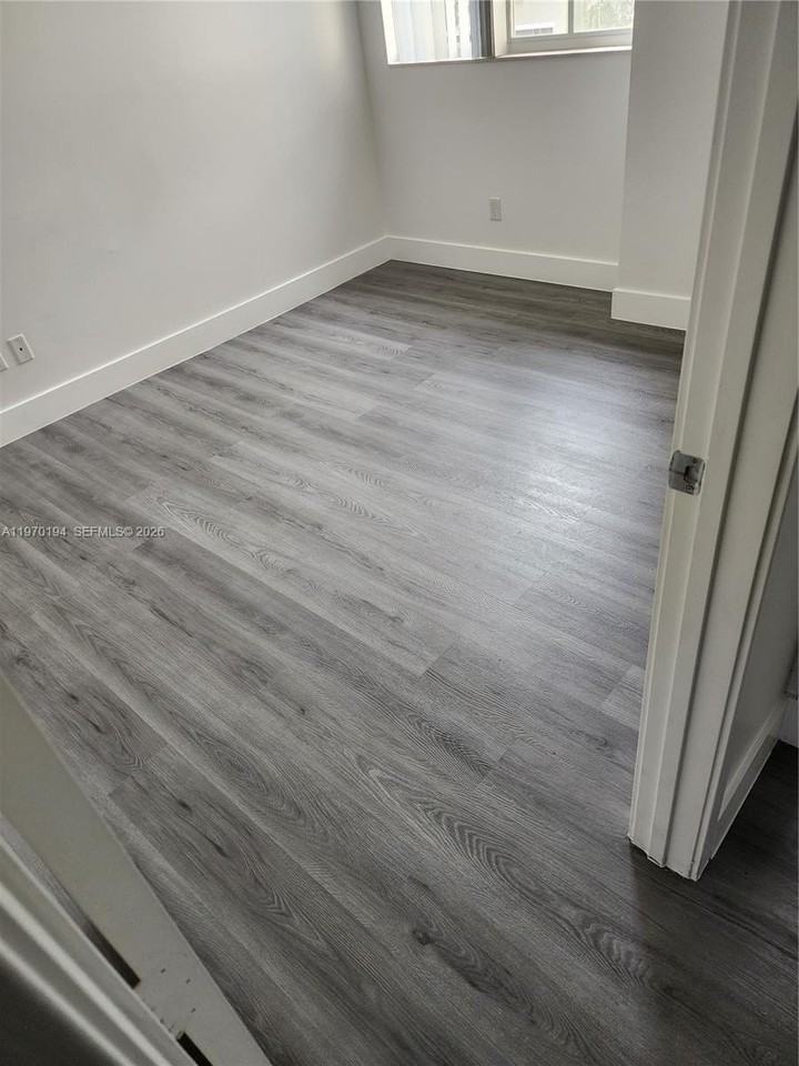 2615 Sw 81st Ter #2617 - Photo 4 of 12