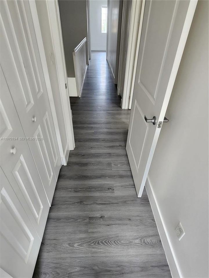 2615 Sw 81st Ter #2617 - Photo 6 of 12