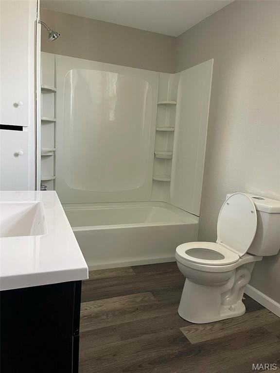 319 N Hesperia St #B - Photo 7 of 21