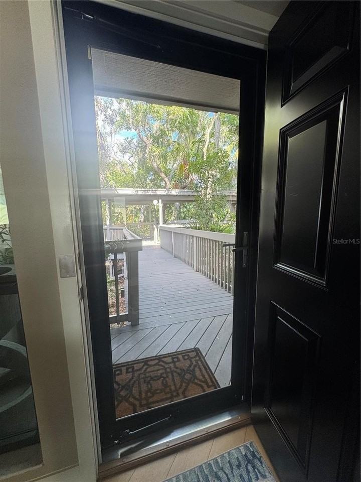 1323 Landings Dr #12 - Photo 4 of 50