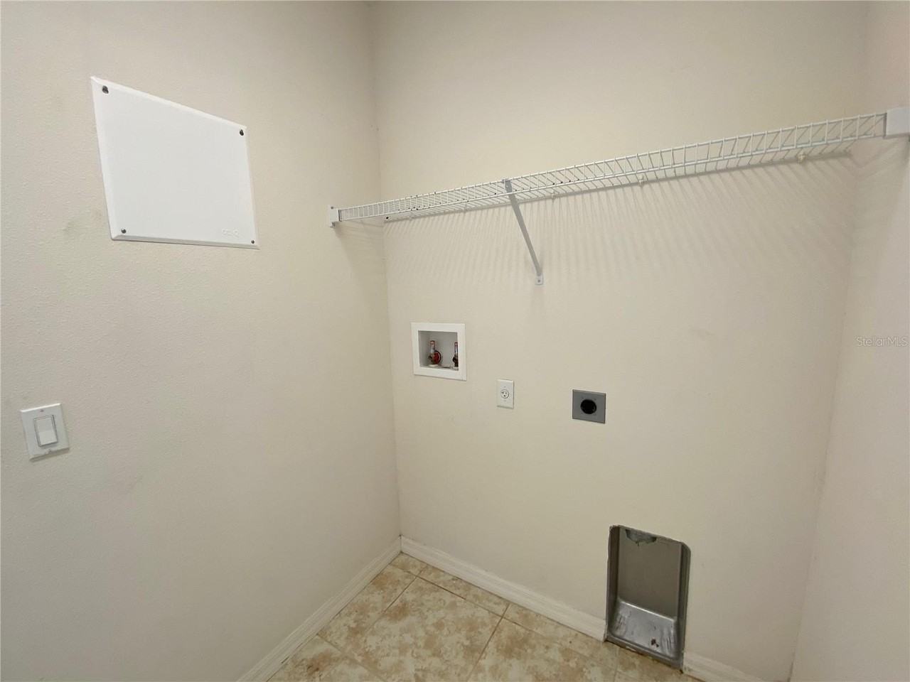 3510 Yacht Club Ct - Photo 7 of 17