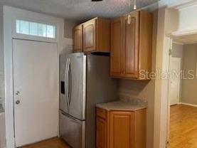 912 E Saint Clair St - Photo 1 of 1