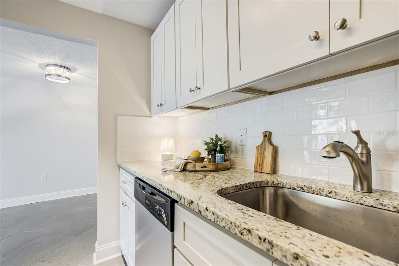 243 S Mcmullen Booth Rd #29 - Photo 2 of 20