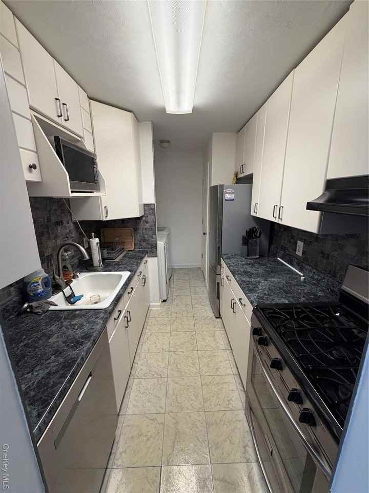 276 Temple Hill Rd Unit 2510 #2510 - Photo 4 of 12