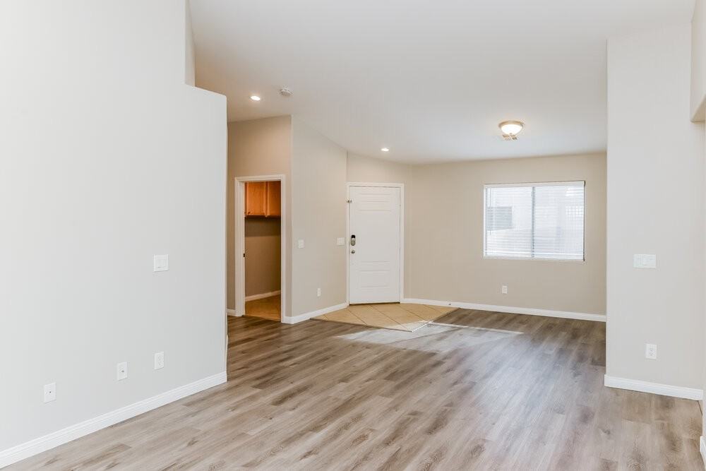 121 Melon Aroma Ave - Photo 6 of 16