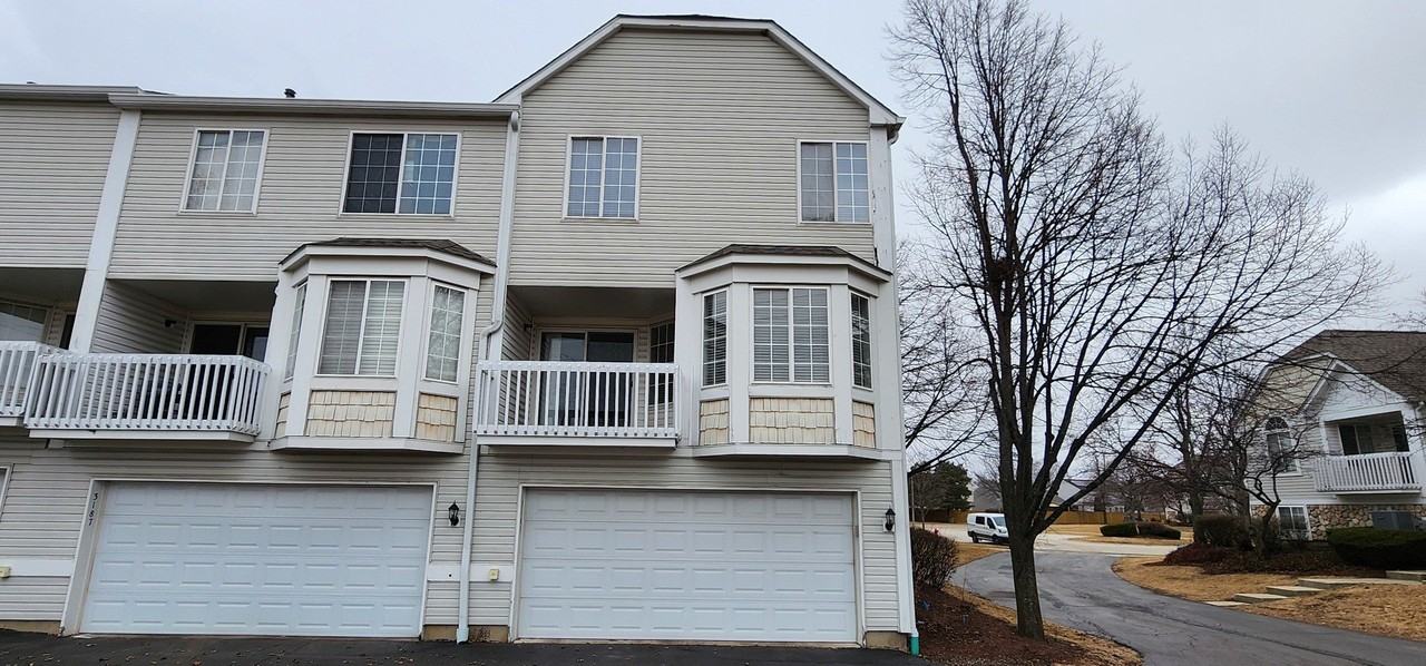 3185 Ketch Ct Unit 3185 #3185 - Photo 3 of 21