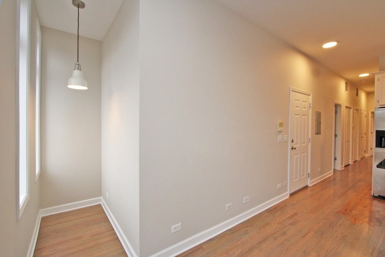 1875 N Winnebago Ave Apt 4e #4E - Photo 7 of 23