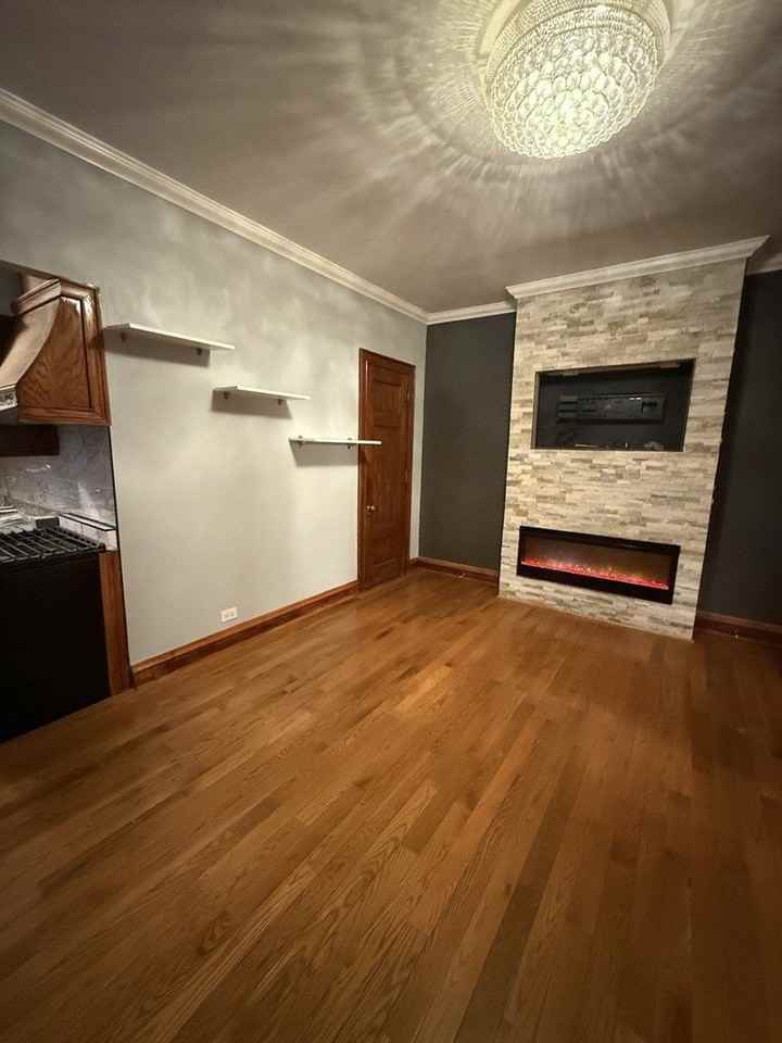 5300 S Shore Dr Apt 2 #2 - Photo 2 of 7