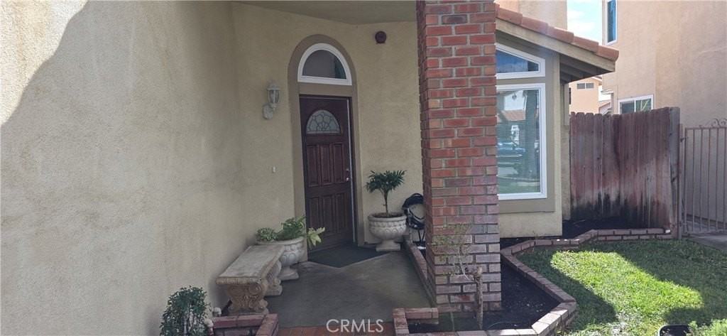 17051 Fern St - Photo 3 of 28