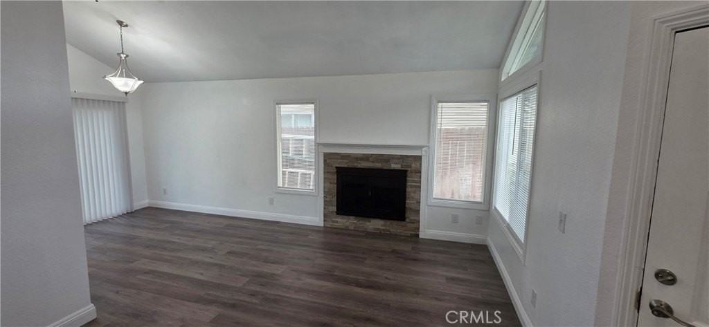 17051 Fern St - Photo 4 of 28