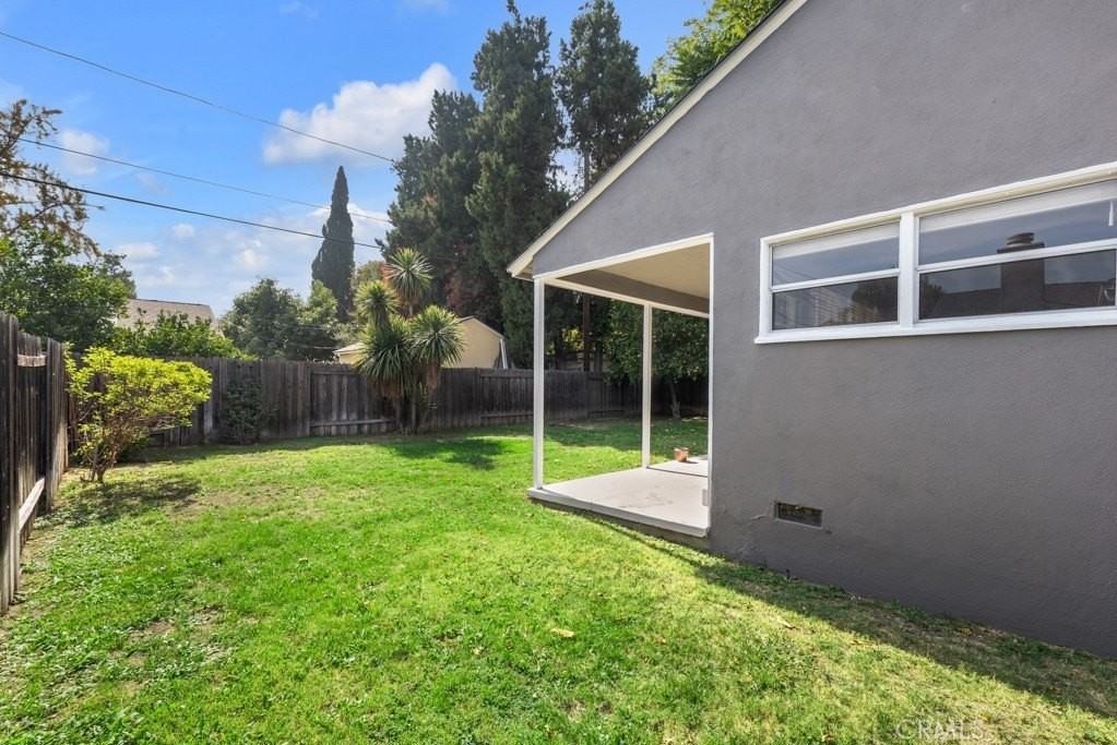 18350 Lorne St - Photo 4 of 29