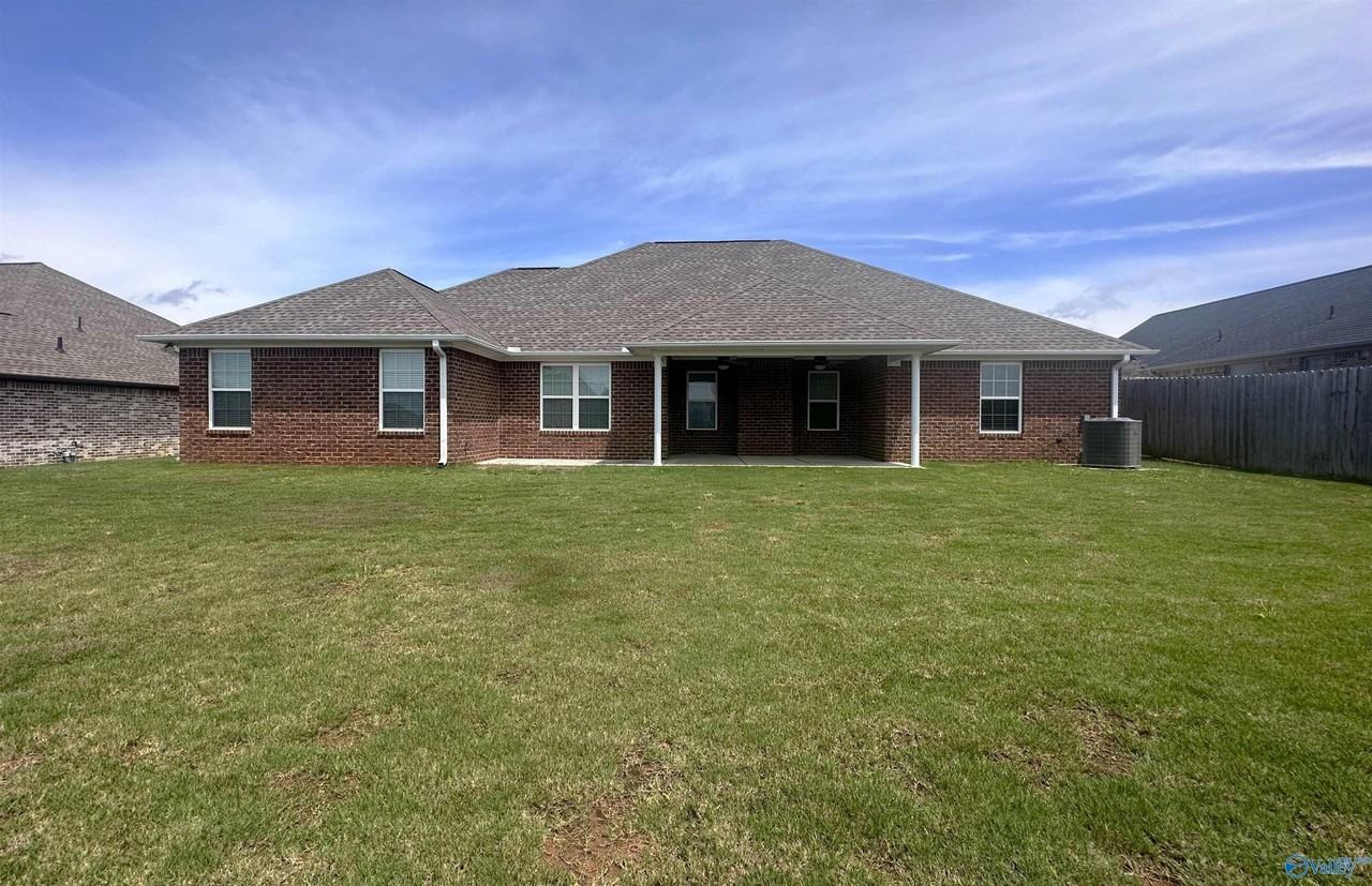 27932 Moss Creek Dr - Photo 3 of 4