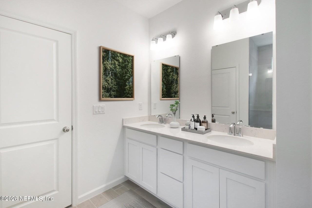 28 Pentwater Rd - Photo 3 of 20