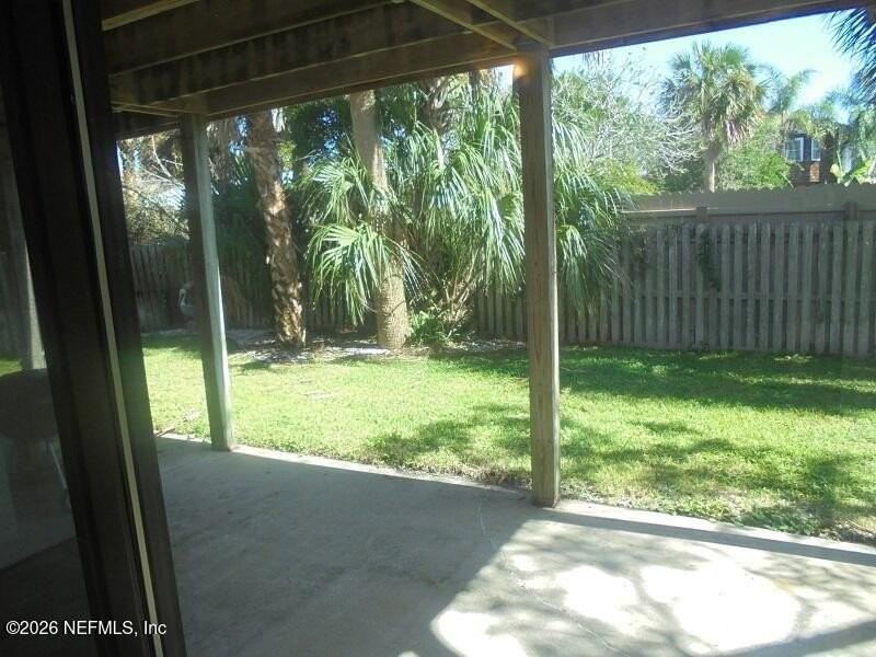 319 2nd St - Photo 6 of 23