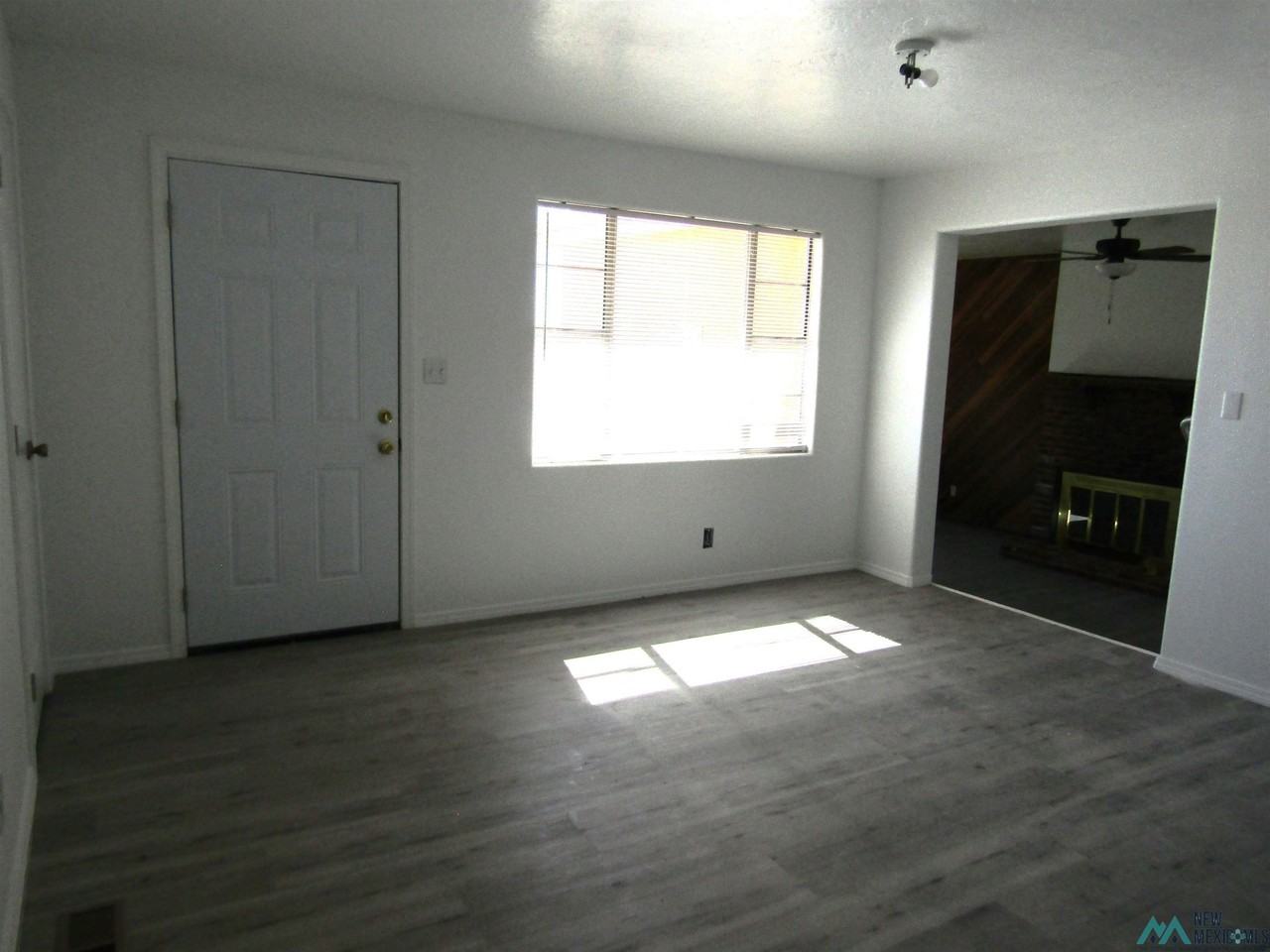 3710 W Grand Ave - Photo 2 of 18