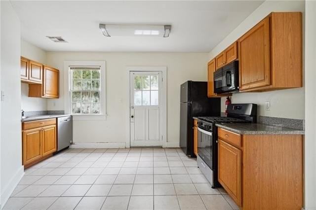 2902 Aubry St - Photo 7 of 18