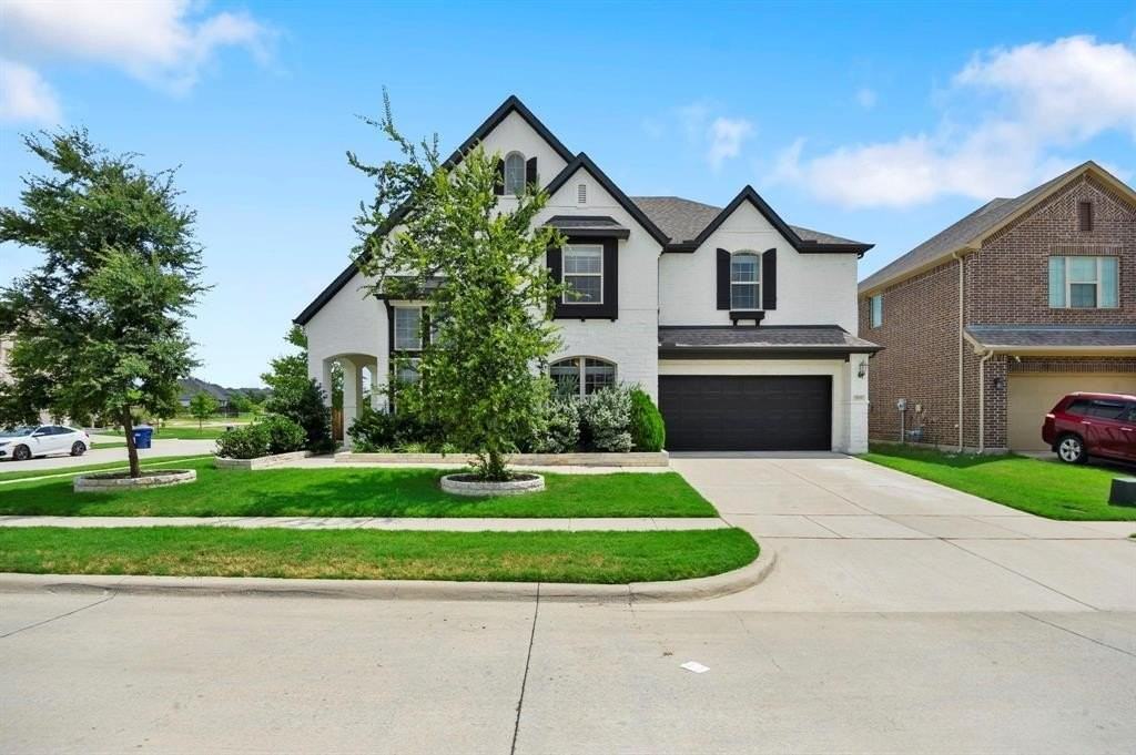 2124 Dublin Ct - Photo 2 of 39