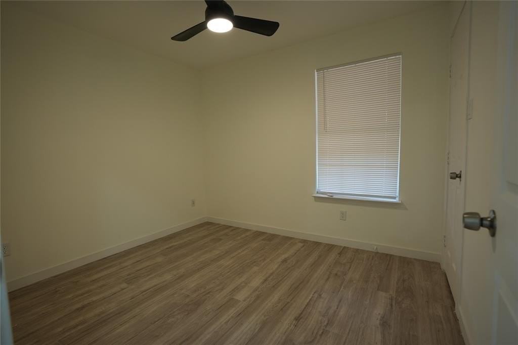 4535 Parry Ave - Photo 6 of 12