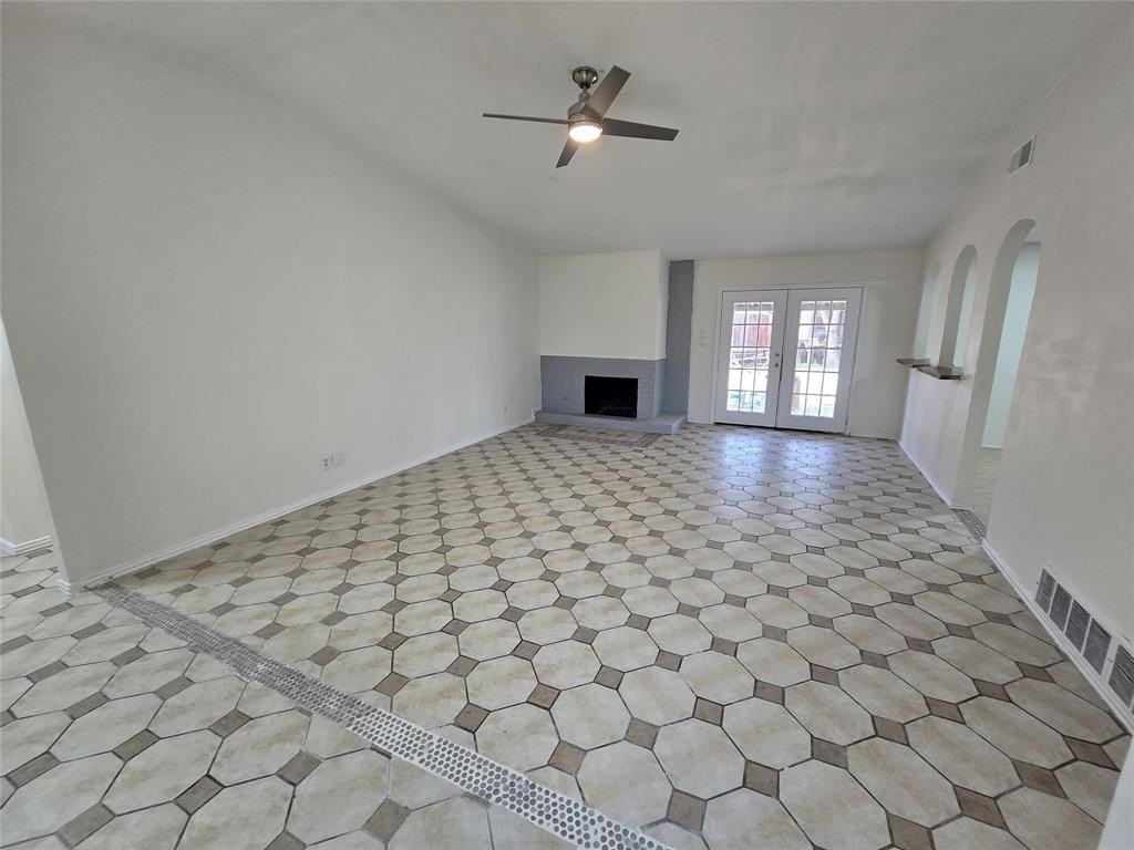 3304 Crestforest Cir - Photo 6 of 14