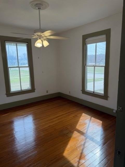 911 17th St - Photo 6 of 27