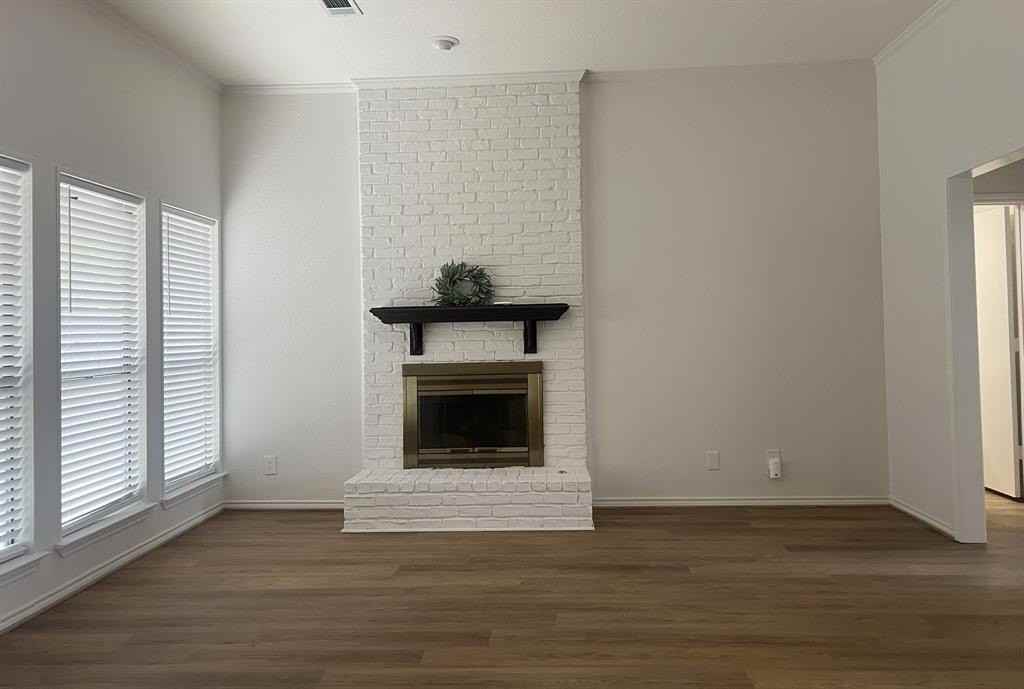 3642 Foxboro Ln - Photo 4 of 19