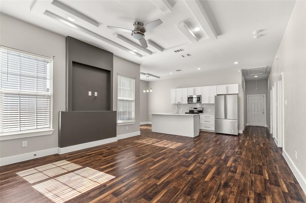 3877 Sam Cir - Photo 5 of 24