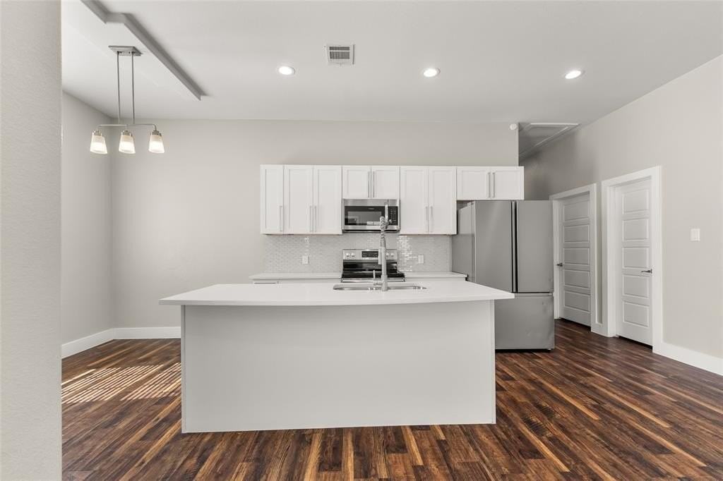 3877 Sam Cir - Photo 7 of 24