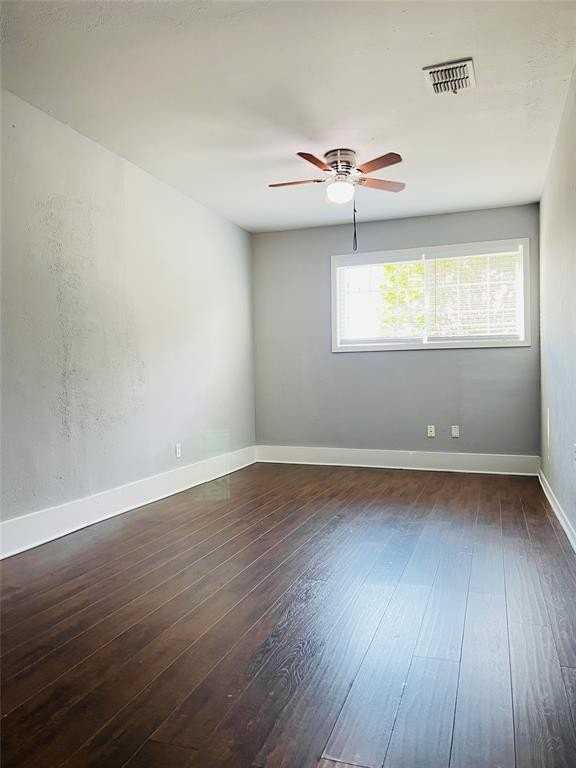 3033 Mccarthy St - Photo 6 of 24