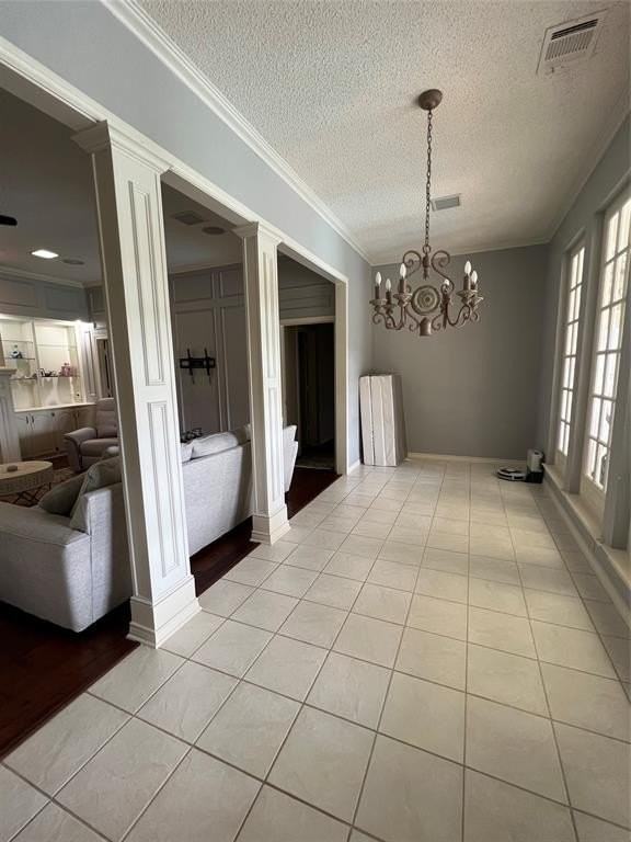 2601 Oak Point Dr - Photo 6 of 19