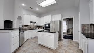 672 Channel Ridge Dr - Photo 6 of 31