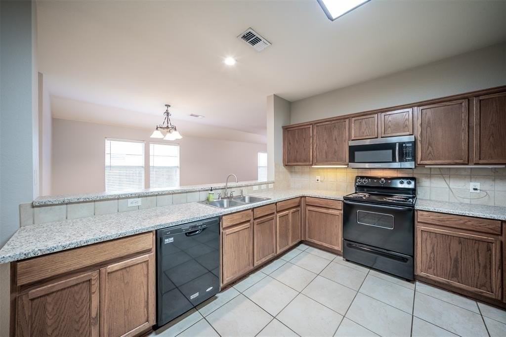 106 Eagle Feather Dr - Photo 3 of 18