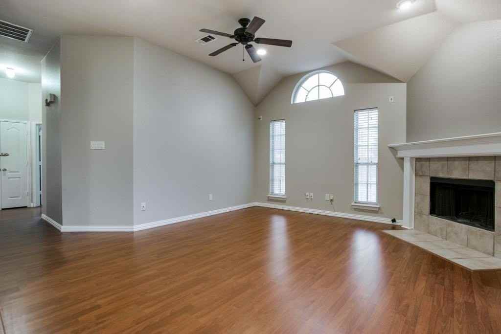 883 San Jacinto Dr - Photo 5 of 27