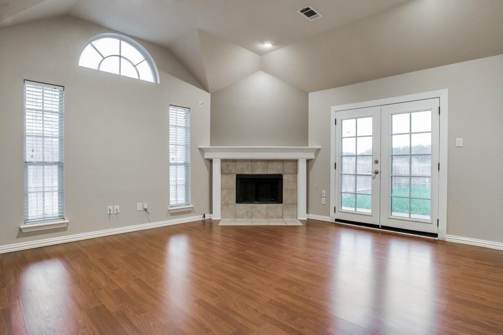 883 San Jacinto Dr - Photo 7 of 27